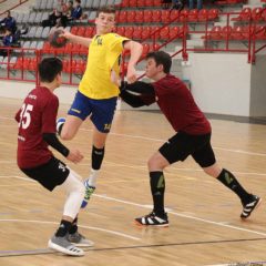 Kam za zručskou házenou