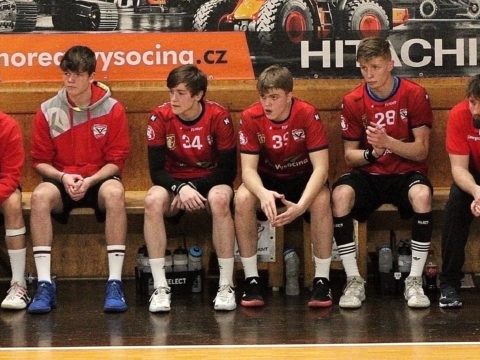 V družstvu mladšího dorostu Nového Veselí hrají zručští odchovanci Jan Tůma s Matějem Karbanem