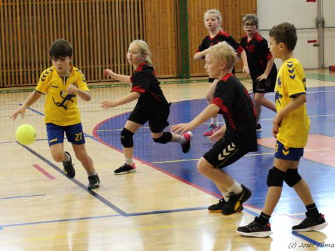 Sobota 5. února 2022 – přípravný turnaj minižáků v házené 4+1 v Kutné Hoře