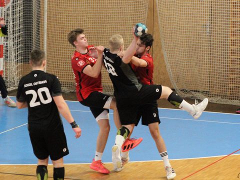 V družstvu mladšího dorostu Nového Veselí hrají zručští odchovanci Jan Tůma s Matějem Karbanem