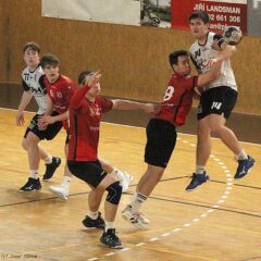 V prvoligovém starším dorostu Nového Veselí hraje zručský házenkář Jan Tůma