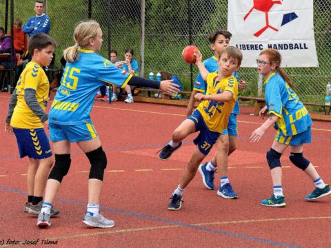 Turnaj v házené Megamini Liberec 2024 vyhráli minižáci Talentu Plzeň, Jiskra skončila sedmnáctá